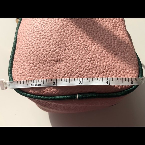Pink top handle crossbody purse - Picture 3 of 7
